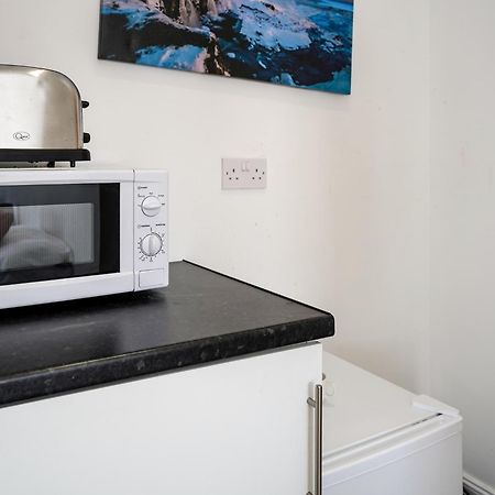 Homesly Guest Rooms, Comfortable En-Suite Guest Rooms With Free Parking And Self Check-In Berwick Upon Tweed ภายนอก รูปภาพ