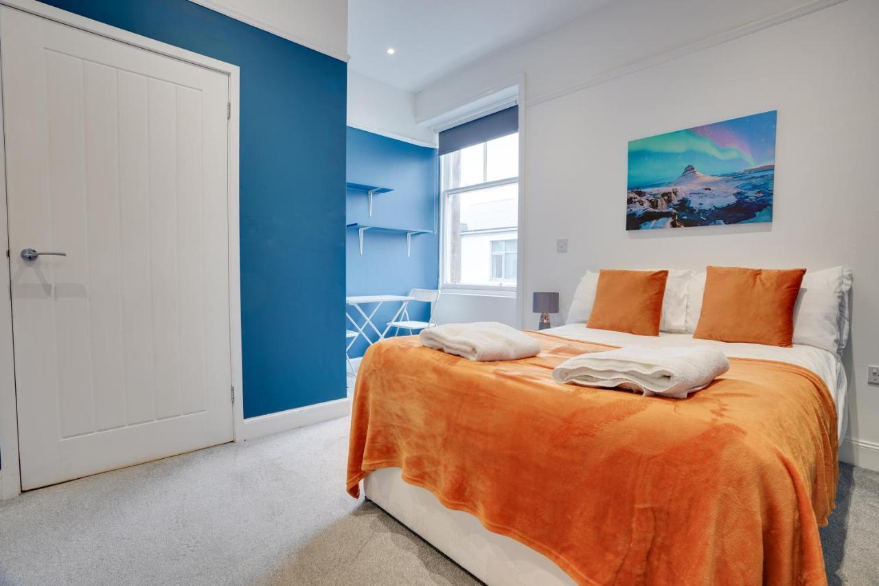 Homesly Guest Rooms, Comfortable En-Suite Guest Rooms With Free Parking And Self Check-In Berwick Upon Tweed ภายนอก รูปภาพ