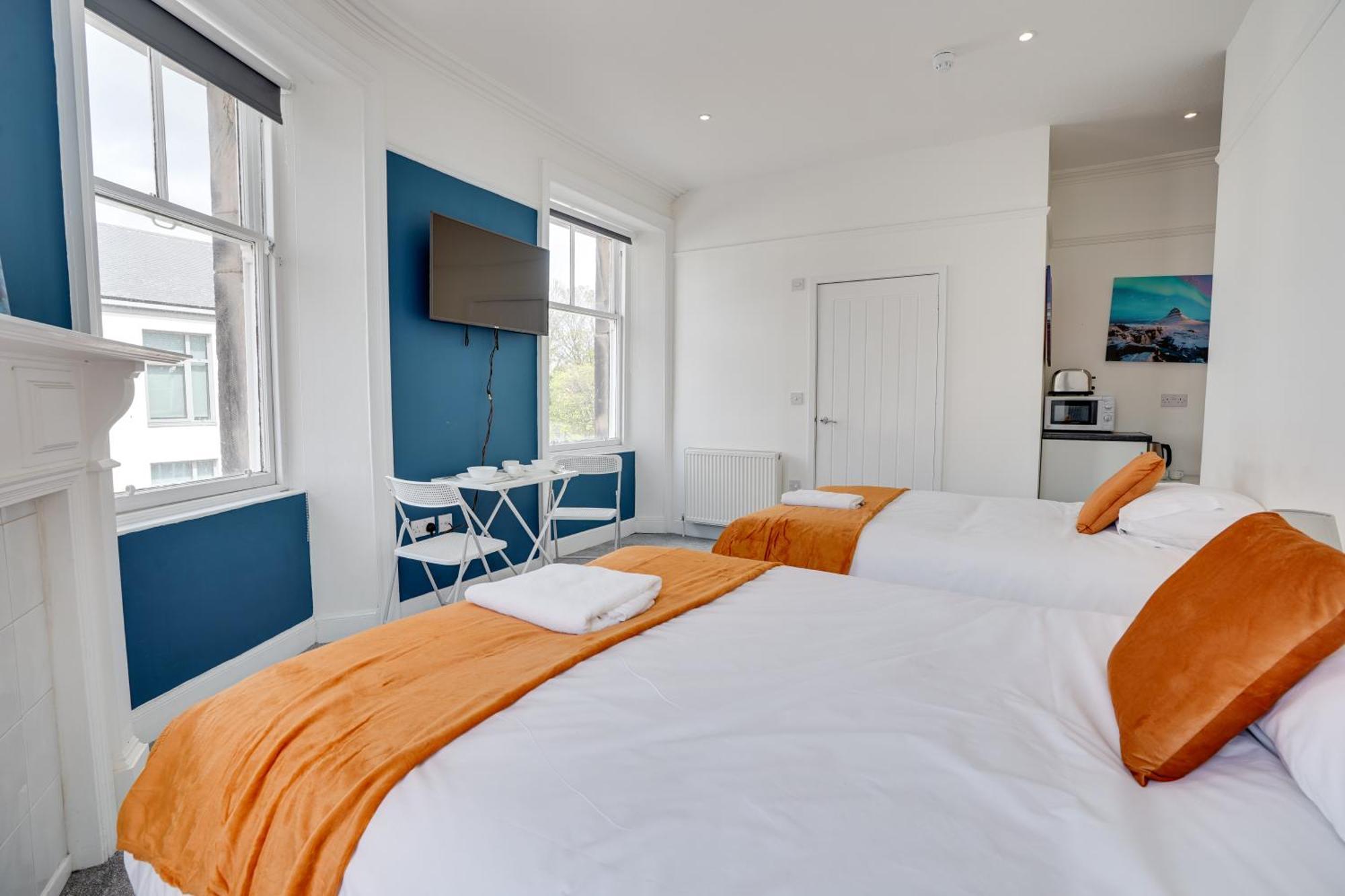 Homesly Guest Rooms, Comfortable En-Suite Guest Rooms With Free Parking And Self Check-In Berwick Upon Tweed ภายนอก รูปภาพ