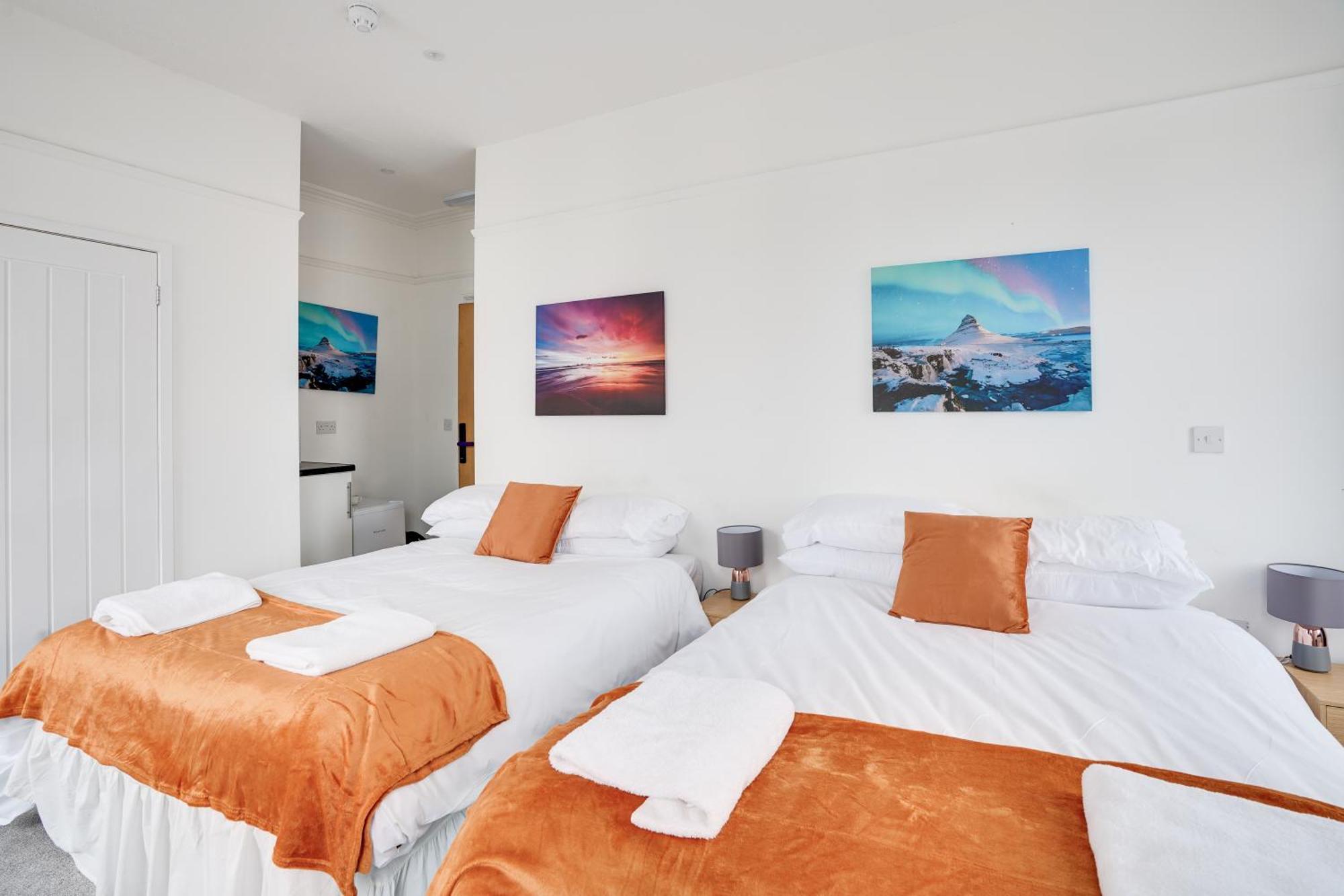 Homesly Guest Rooms, Comfortable En-Suite Guest Rooms With Free Parking And Self Check-In Berwick Upon Tweed ภายนอก รูปภาพ