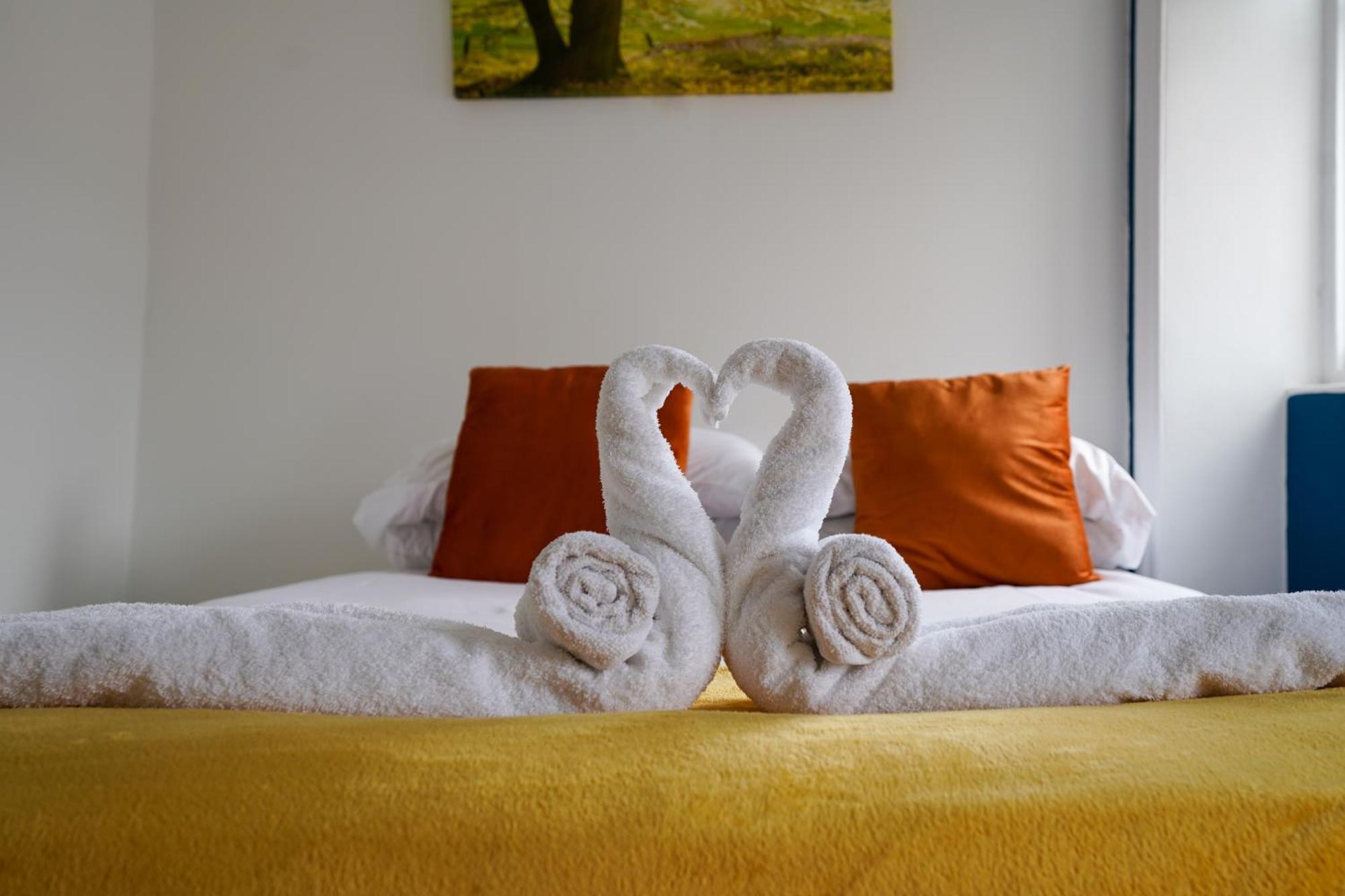 Homesly Guest Rooms, Comfortable En-Suite Guest Rooms With Free Parking And Self Check-In Berwick Upon Tweed ภายนอก รูปภาพ