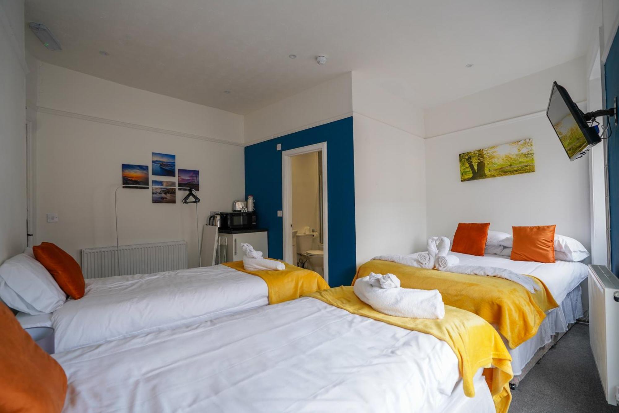 Homesly Guest Rooms, Comfortable En-Suite Guest Rooms With Free Parking And Self Check-In Berwick Upon Tweed ภายนอก รูปภาพ