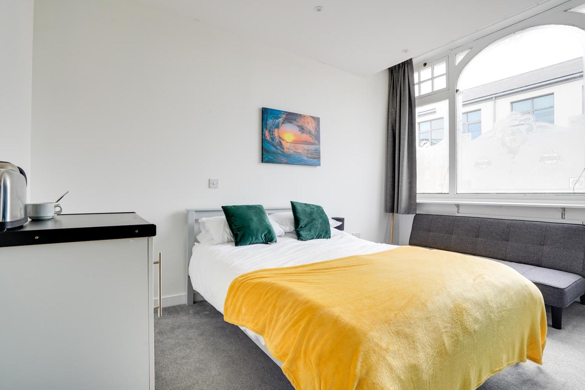 Homesly Guest Rooms, Comfortable En-Suite Guest Rooms With Free Parking And Self Check-In Berwick Upon Tweed ภายนอก รูปภาพ